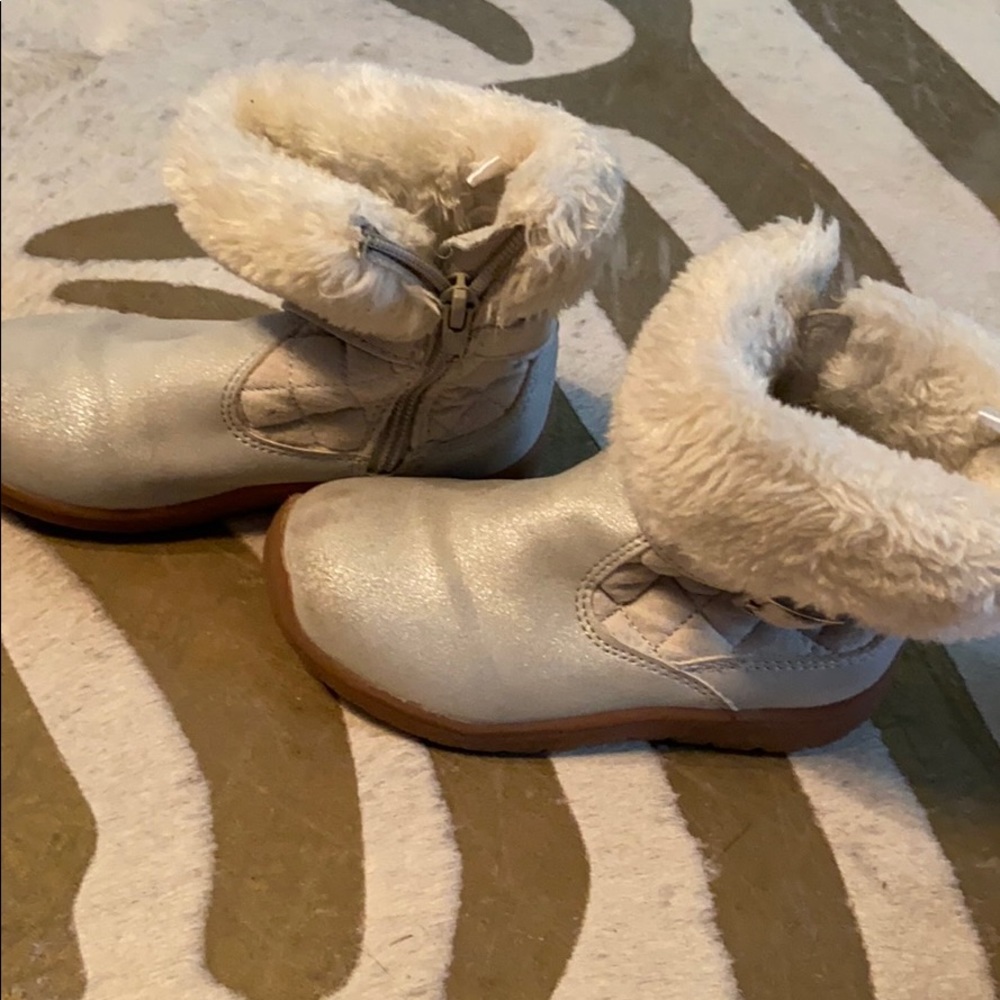 Oshgoshbgosh size 10 boot
